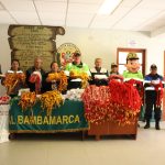 ENTREGAN INDUMENTARIA AL PROGRAMA PREVENTIVO POLICÍA ESCOLAR A INSTITUCIONES EDUCATIVAS DE BAMBAMARCA